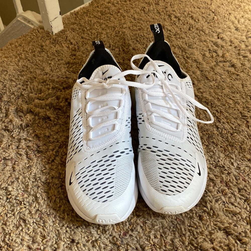Nike tennis shoes